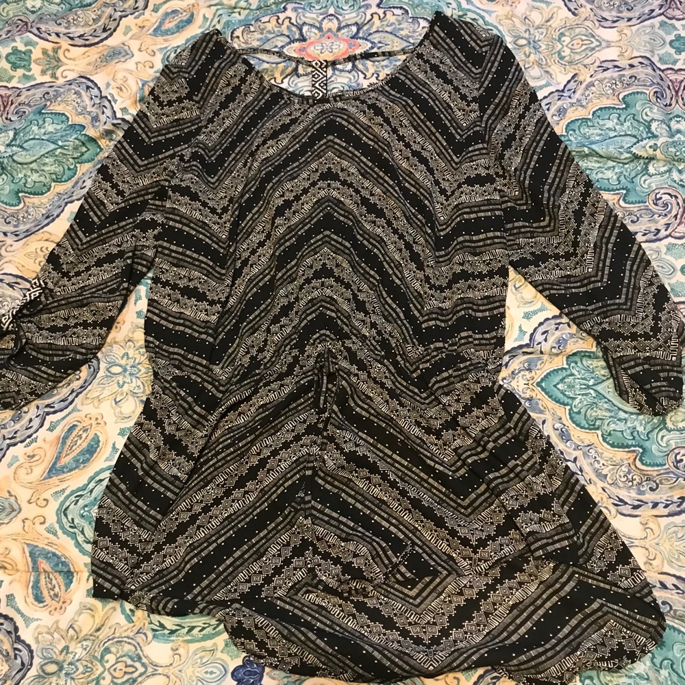 Maurice’s size medium dress top